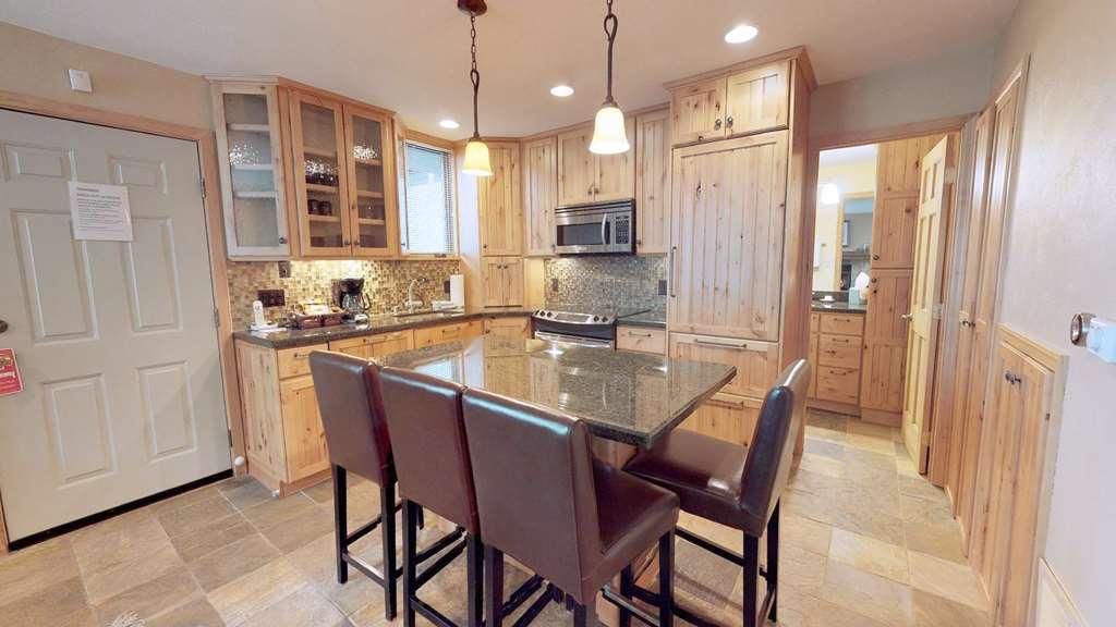 סנואומאס ווילג' Tamarack Townhouses, Destination Residence חדר תמונה