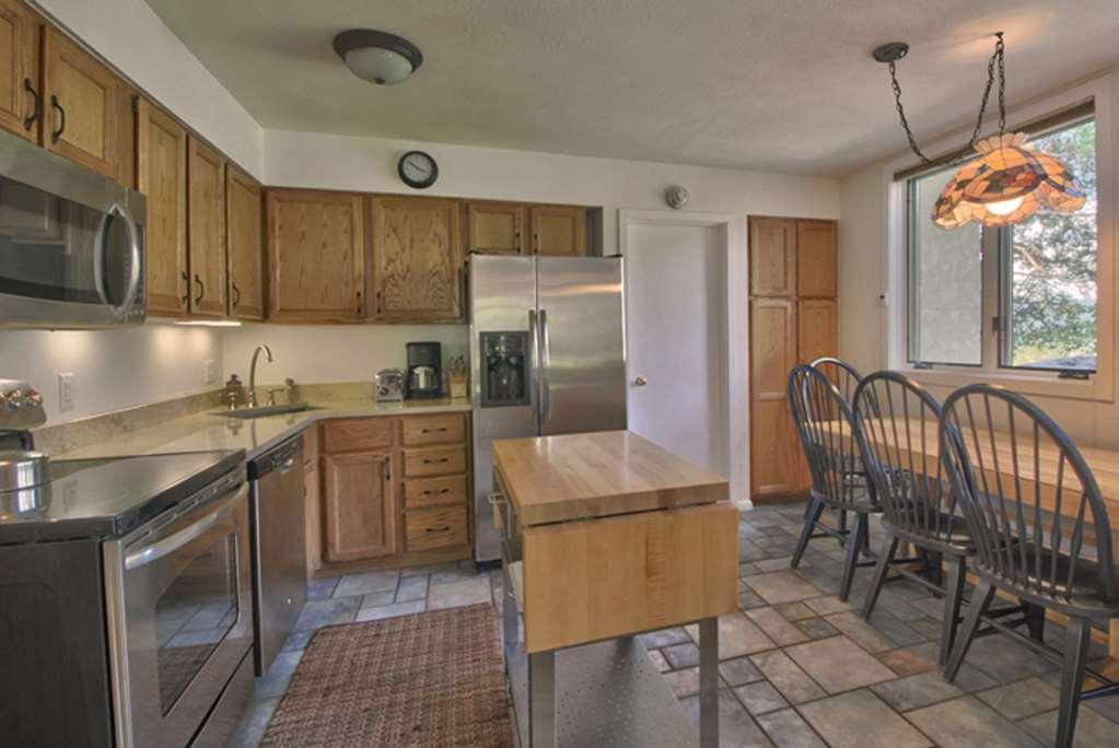 סנואומאס ווילג' Tamarack Townhouses, Destination Residence חדר תמונה