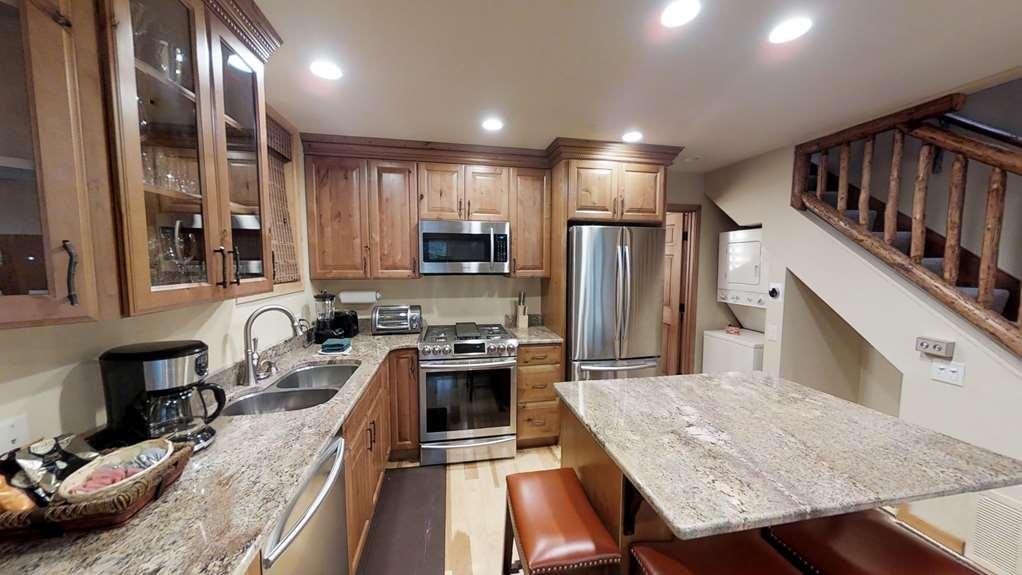 סנואומאס ווילג' Tamarack Townhouses, Destination Residence חדר תמונה